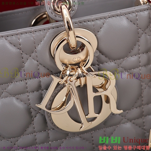 #��� ���̵� �� ���̹� �̵� M054035-104