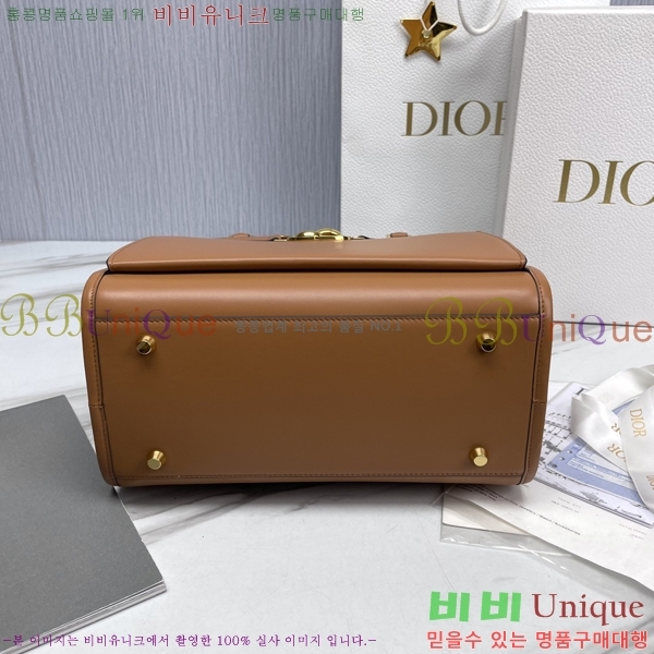 #��� CD �� ��Ʈ�� M58915-3