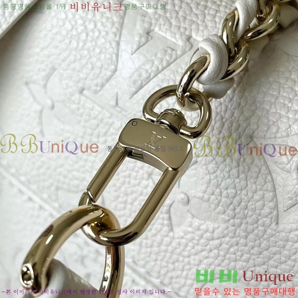 #̺   M47072-600