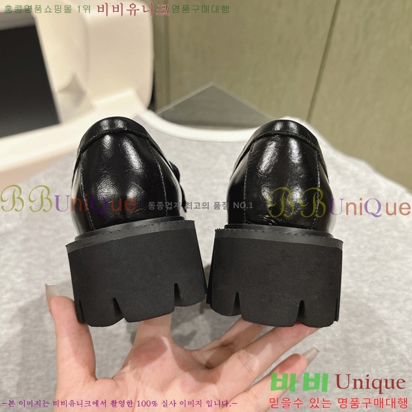 ���� ���� ���� CH704198-1