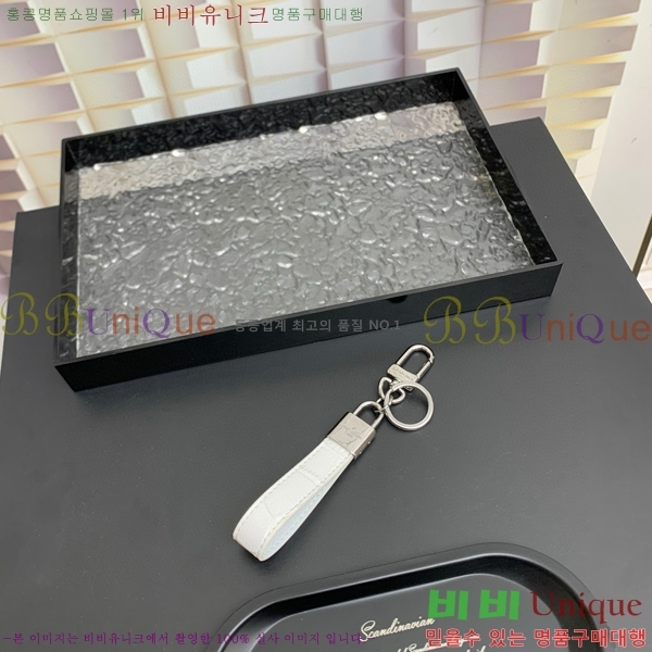 ���̺��� ŰȦ�� M09988-6