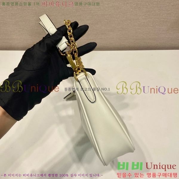 #����� �ﰢ�ΰ� ȣ���� �̴� 1BC204B-640