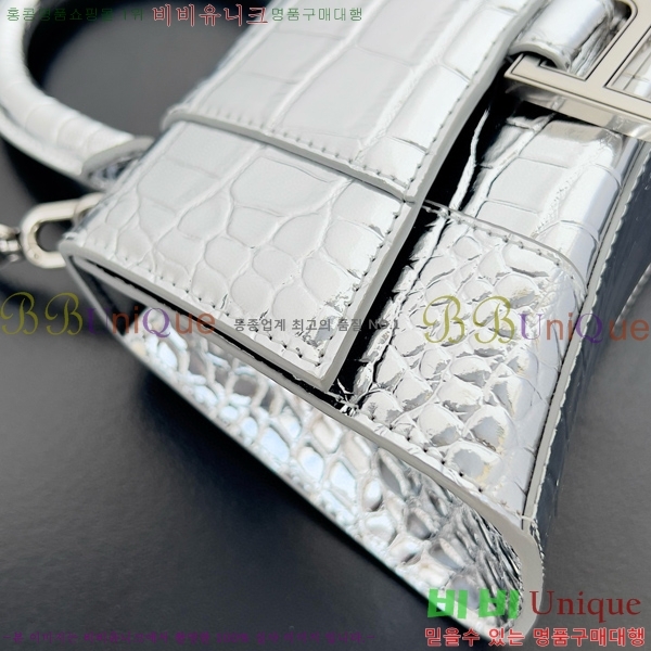 #�߷��þư� �ƿ��۷��� XS ž �ڵ� �� 5928331-109