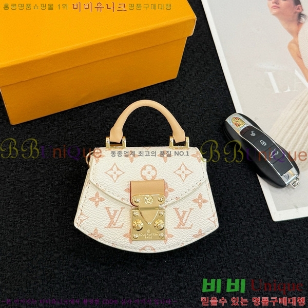 ���̺��� ���� �̴� ƿ��Ʈ �Ŀ�ġ M0104999-4