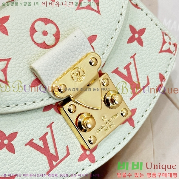 ���̺��� ���� �̴� ƿ��Ʈ �Ŀ�ġ M0104999-3