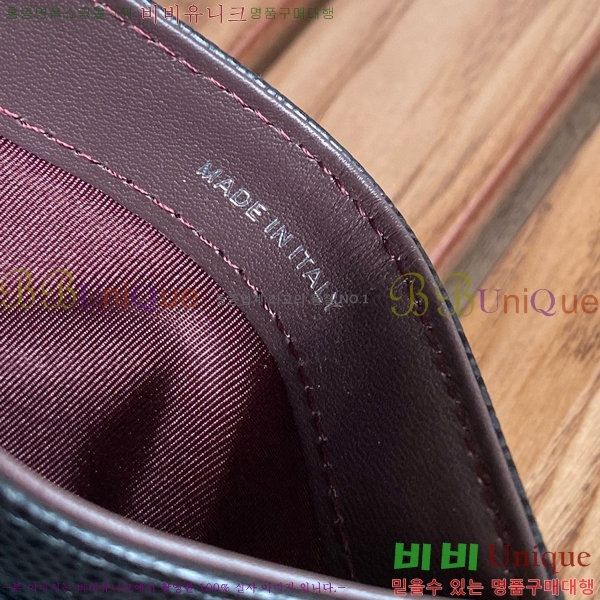 #���� Ŭ���� ī�� Ȧ�� AP0213-105