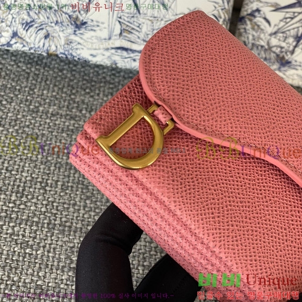 #  ī  S5644-101