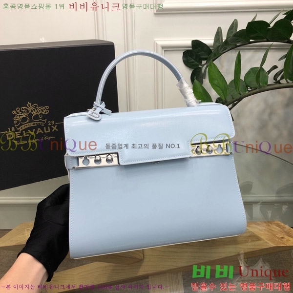 # Ʈ  MM TP0028-105