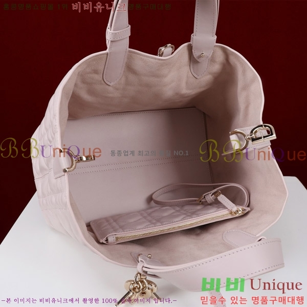 #  ̵  M2821-159