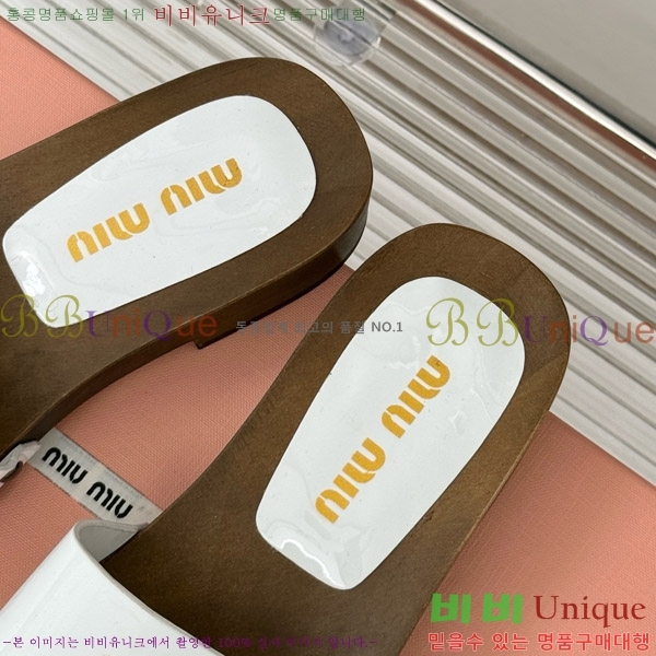 ̿̿ Ŭα 32MIU798765-8 3CM