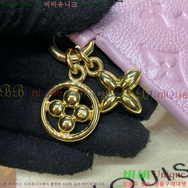 #̺ LV  ī Ȧ M12180-104