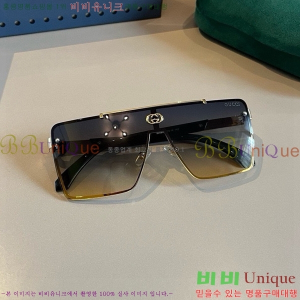  ۶ GC8461279-2