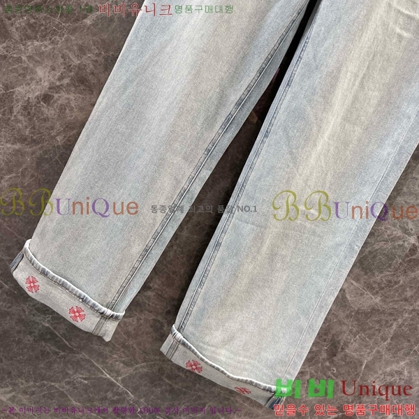  ũ   C77S264713-8