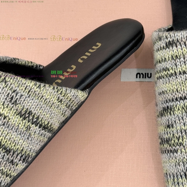  ̿̿   33MU2531256-2