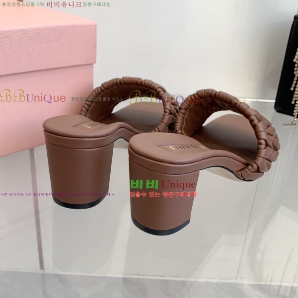 ̿̿   31MU254255-1