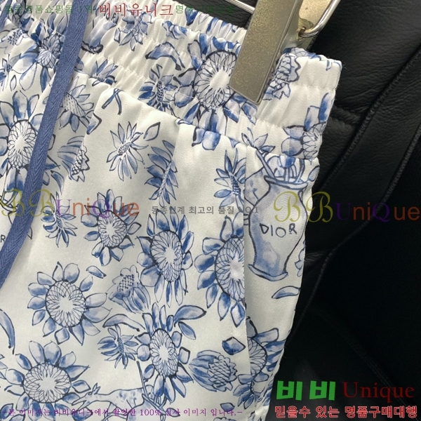   ݹ D64726