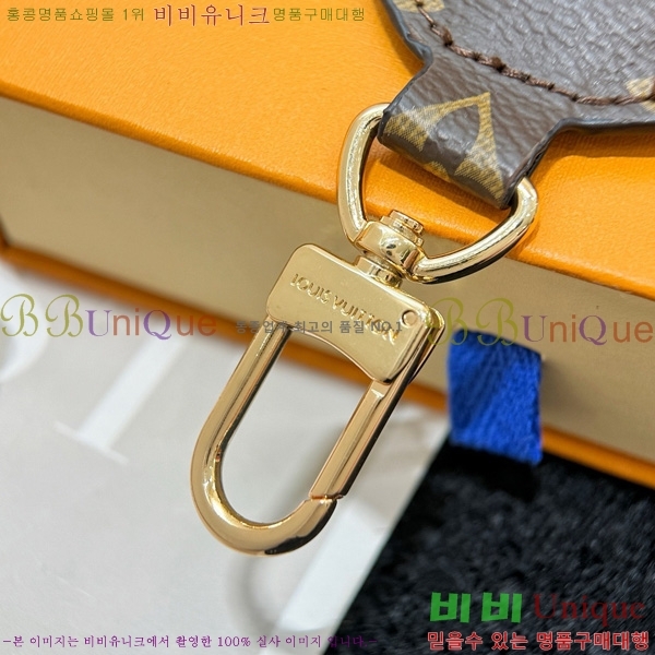 #̺     M82686-102
