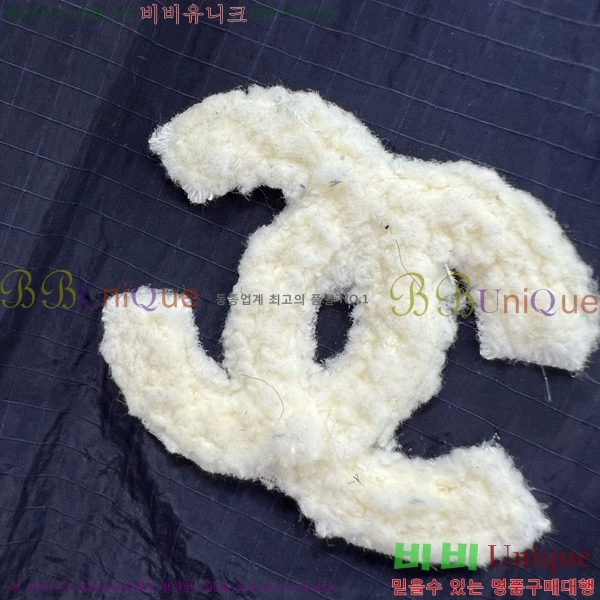  *  CH4302544-7