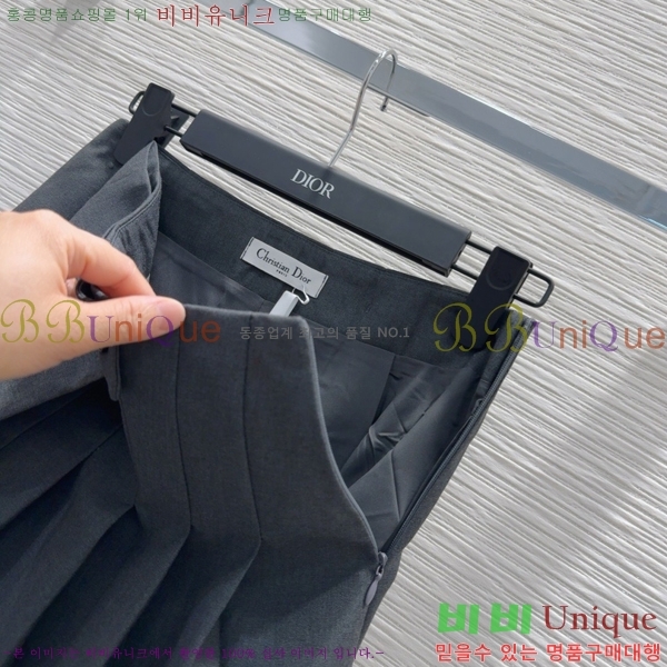   ĿƮ DO117705-5