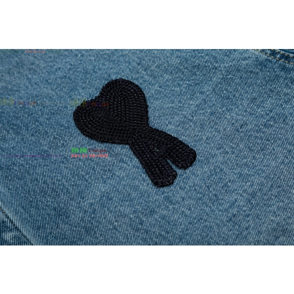  ƹ  AM9758177-6