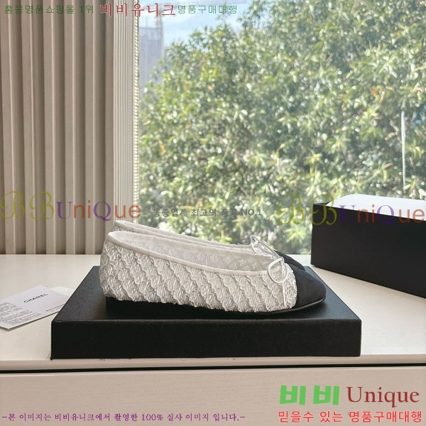  * ÷ CH211106-1