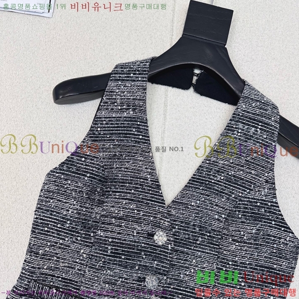  *   CH4303277-19