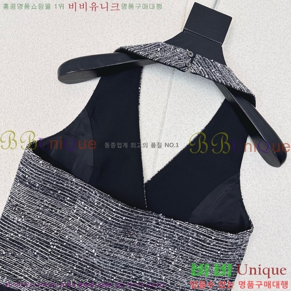  *   CH4303277-19