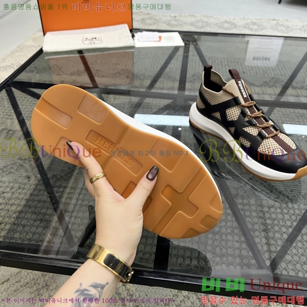 ���� �����޽� ����Ŀ�� HR599101-8