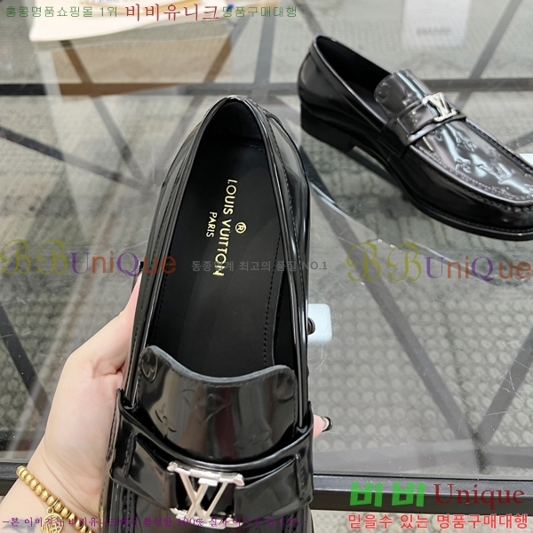  ̺  LV74632-4