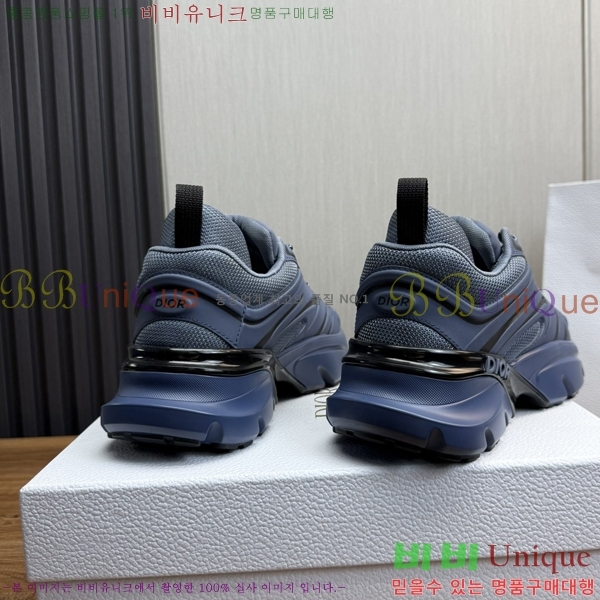   Ŀ DR974915-4