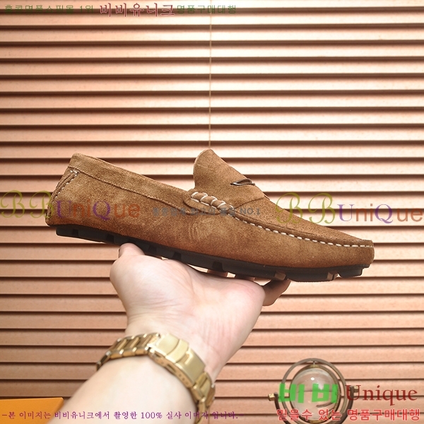  ̺  LV74627-38
