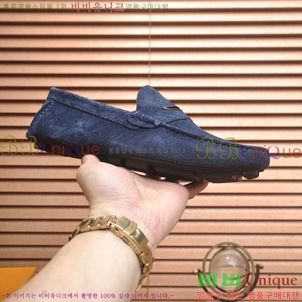  ̺  LV74627-40