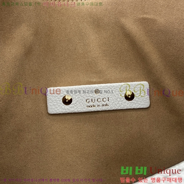 # Ʈ ƽ  ‎837466-853