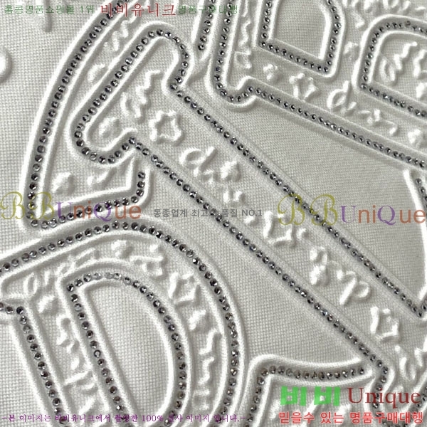    Ƽ D25516388-2
