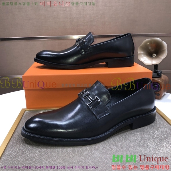 ޽  HT52132-2