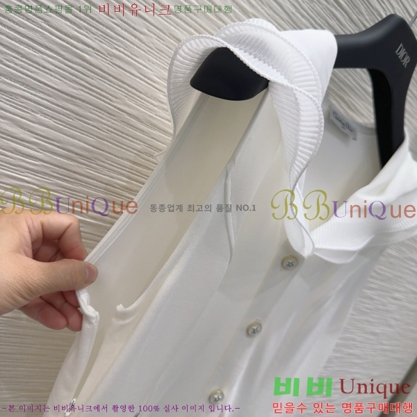   ǽ DOI121277-3