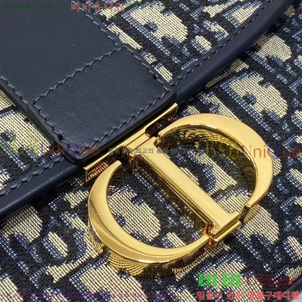 # 30  ̵ ޽ M9363-102