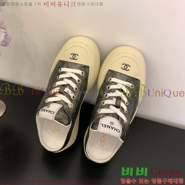  * Ŀ  32HG872561-8