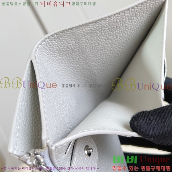 #̺   M13797-101