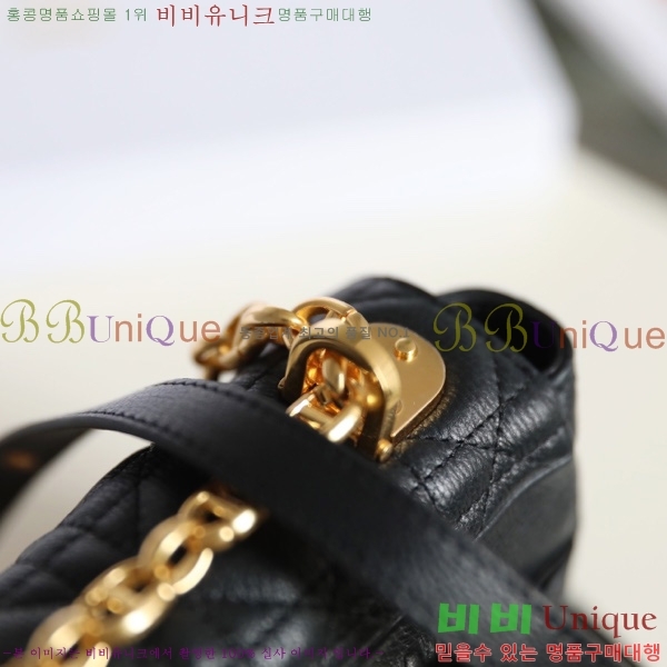 # ̴ īι M122500-2