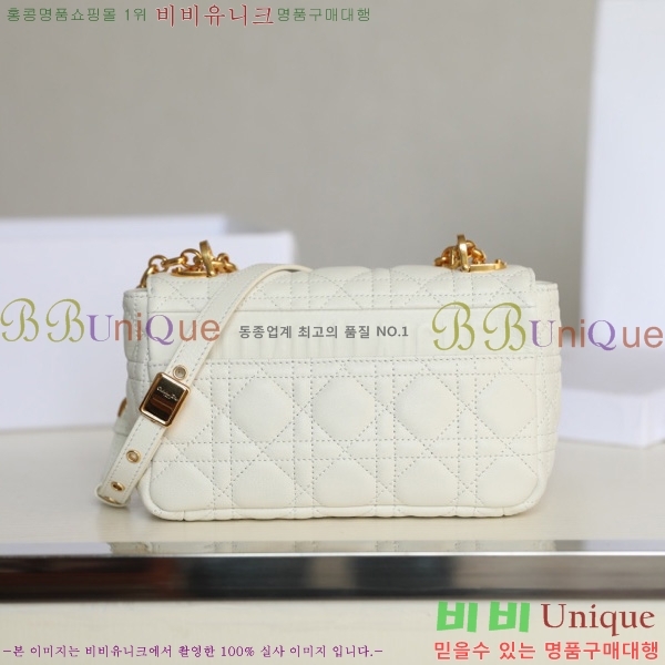 # ̴ īι M122500-1
