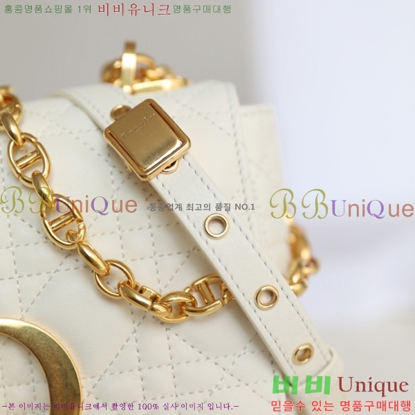 # ̴ īι M122500-1