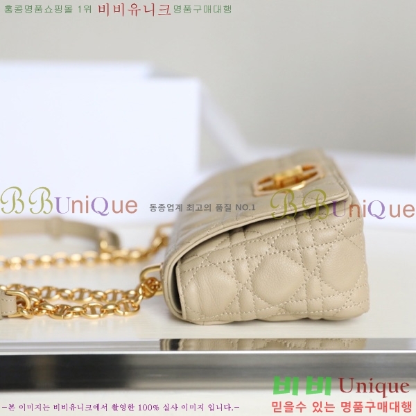 # ̴ īι M122500-3