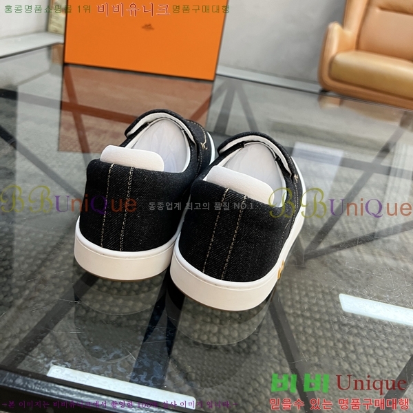  ޽  HR56899-1