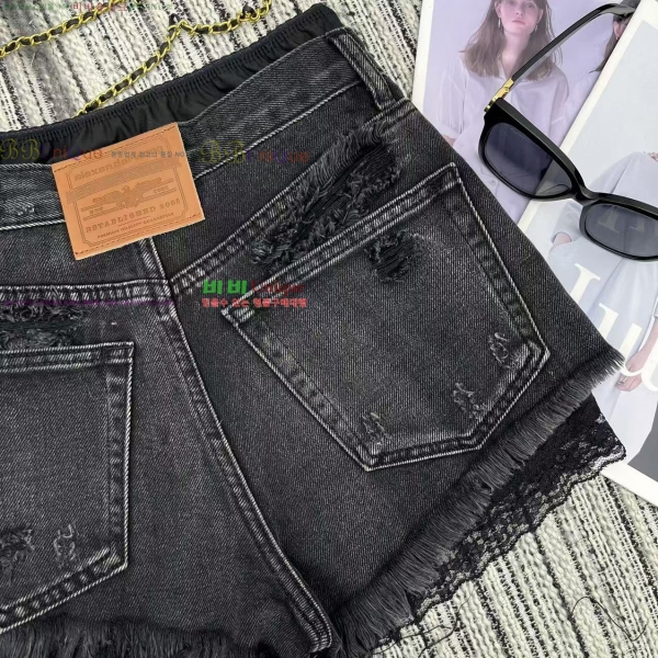  ˷  18AW256210-1