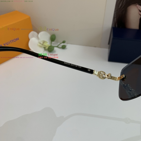  ̺ ۶ 9LV2561122-2