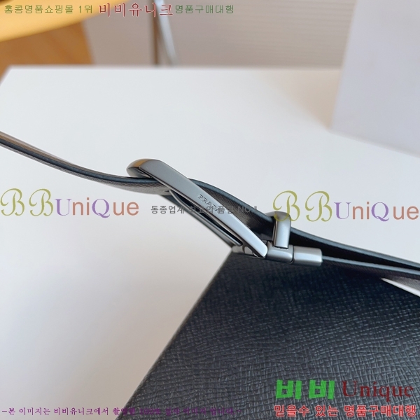 # Ŭ Ʈ 19P25676-9  3.5cm