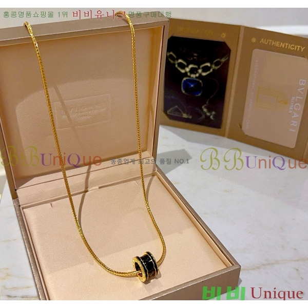  Ұ  BV113403-5