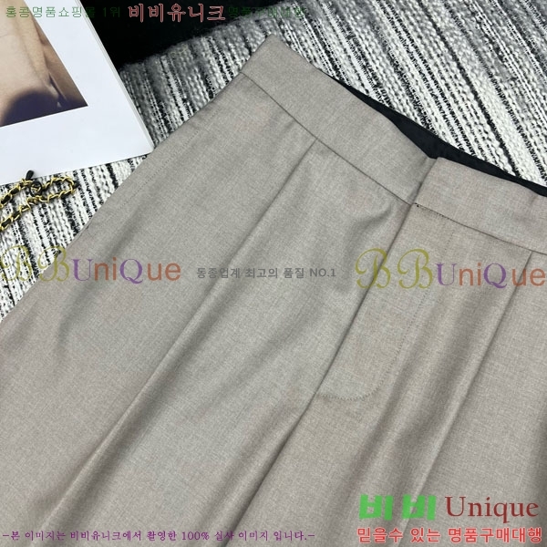  ˷   AWX23044-4