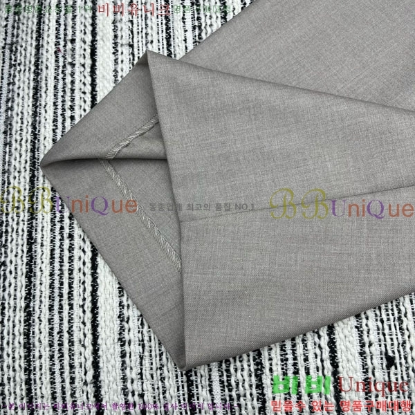  ˷   AWX23044-4